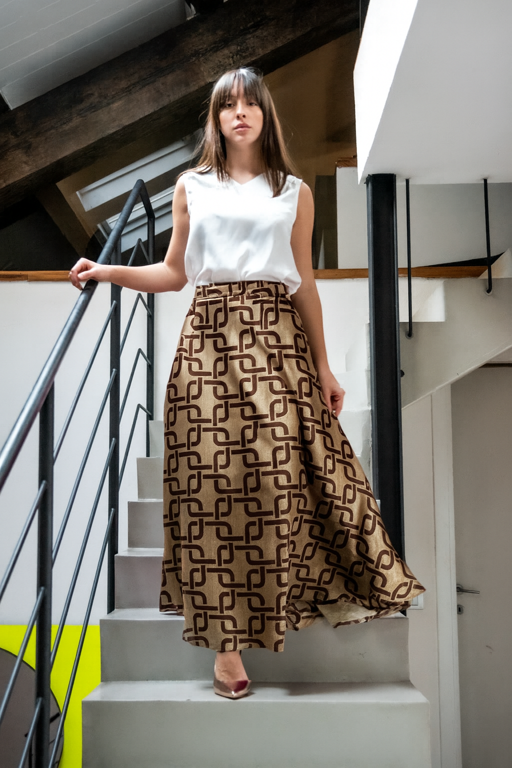 Gonna Malu’ in satin Mocka Mousse e cioccolato greche