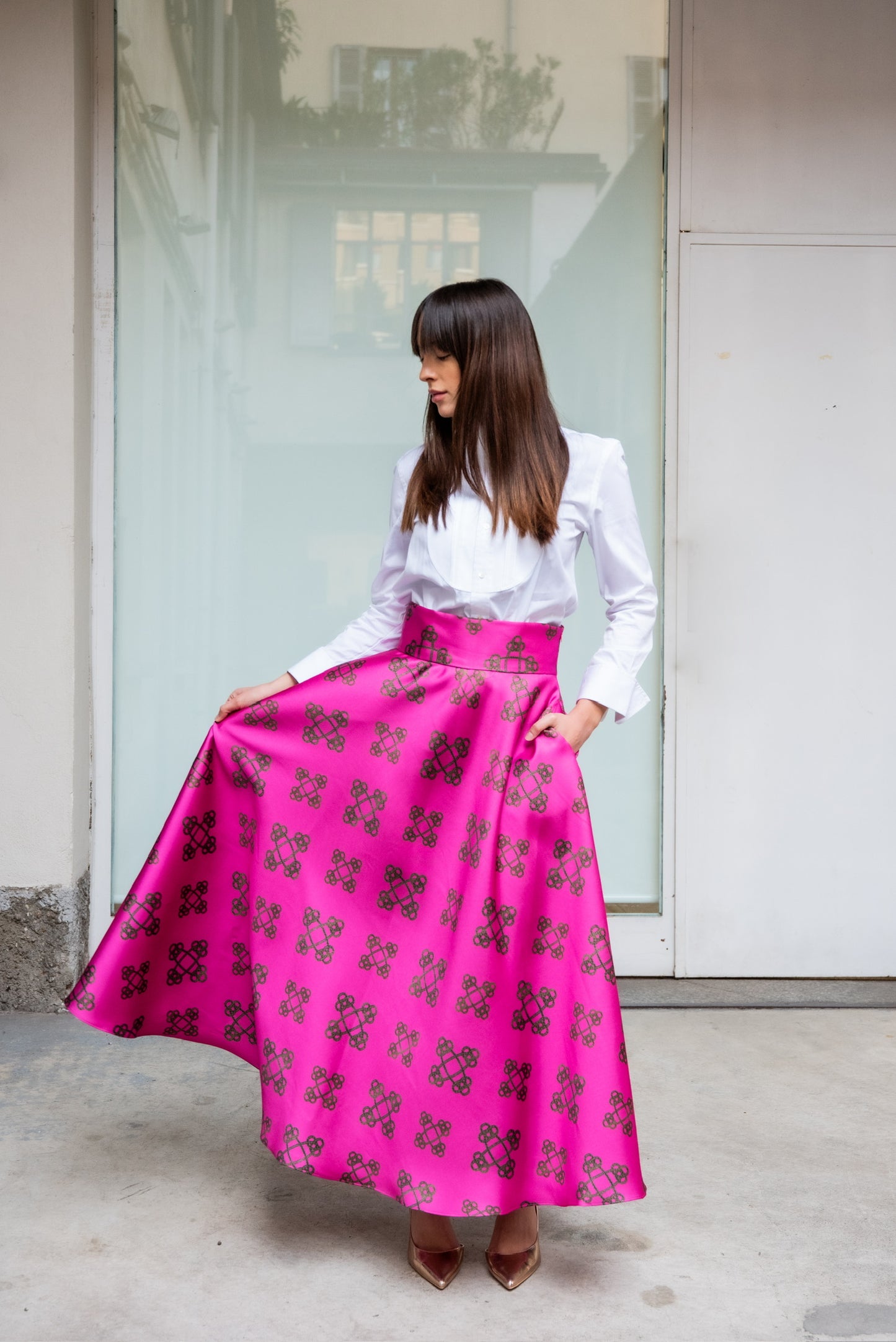 Gonna Valentina tessuto DOUCHESSE, SATIN O PANNO in motivo e colore PERSONALIZZATO