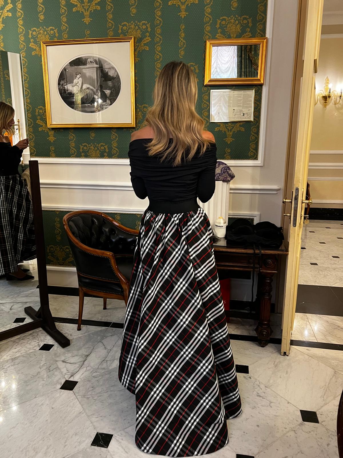 Gonna Sissi Scozzese nero