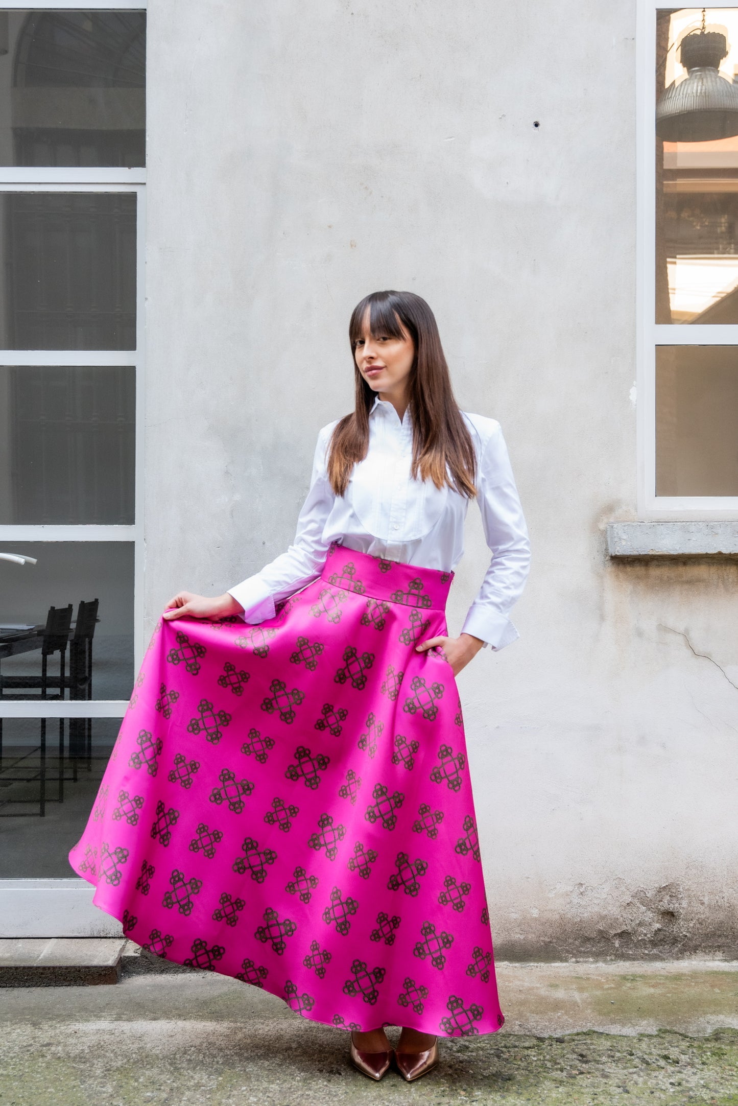 Gonna Valentina tessuto DOUCHESSE, SATIN O PANNO in motivo e colore PERSONALIZZATO