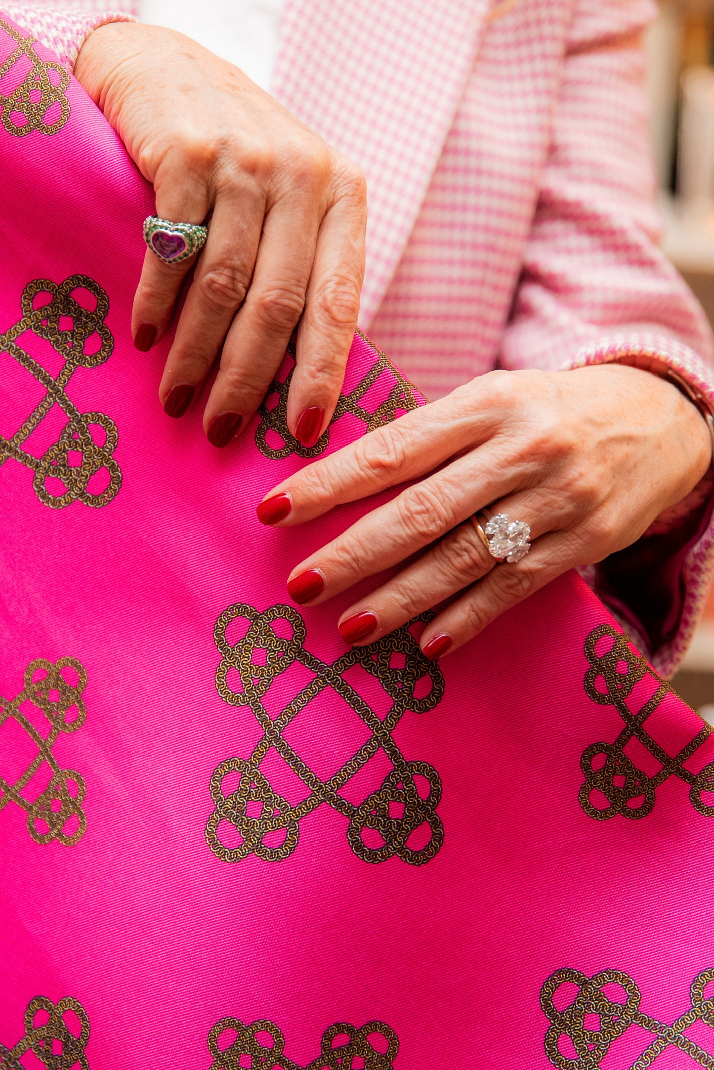 Gonna Valentina tessuto DOUCHESSE, SATIN O PANNO in motivo e colore PERSONALIZZATO