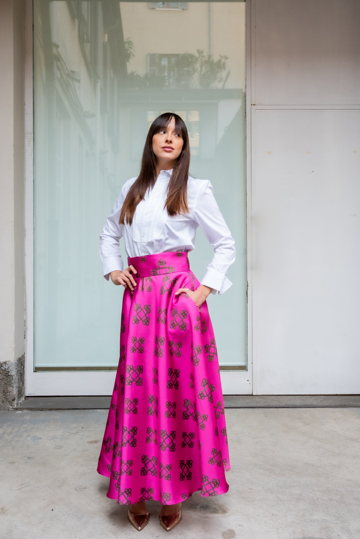 Gonna Valentina tessuto DOUCHESSE, SATIN O PANNO in motivo e colore PERSONALIZZATO