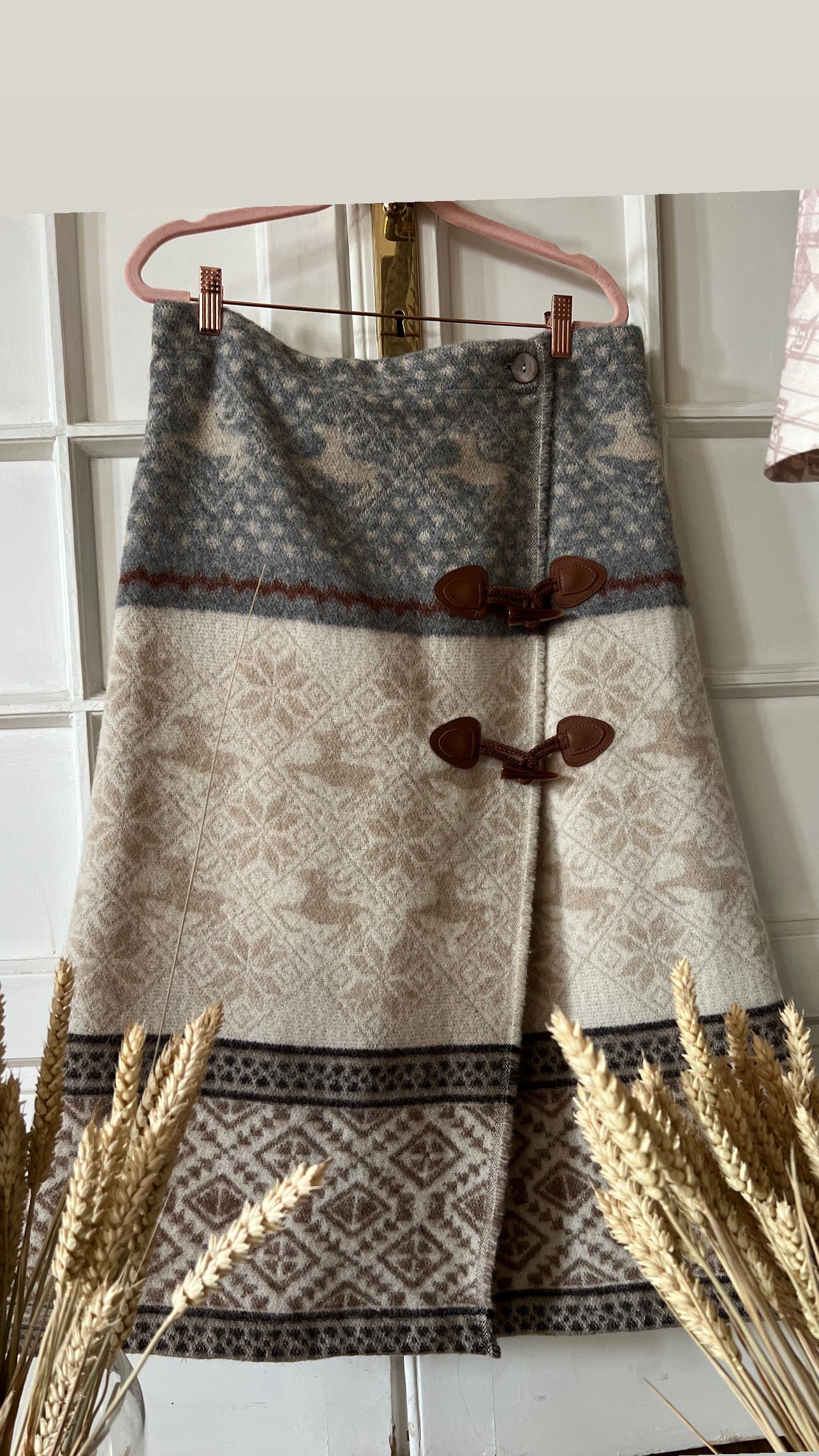 Gonna Sandrina motivo Cervi