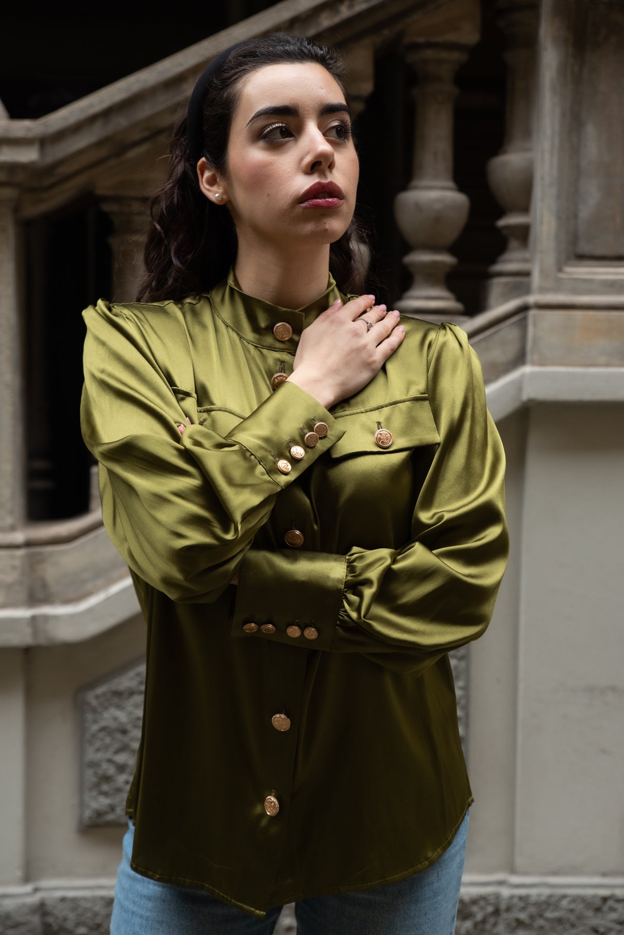 Top bottoni oro Modello TOKYO