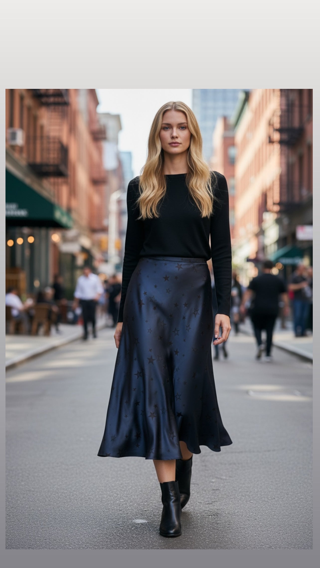 Gonna Malu’ in satin blu motivo stelle