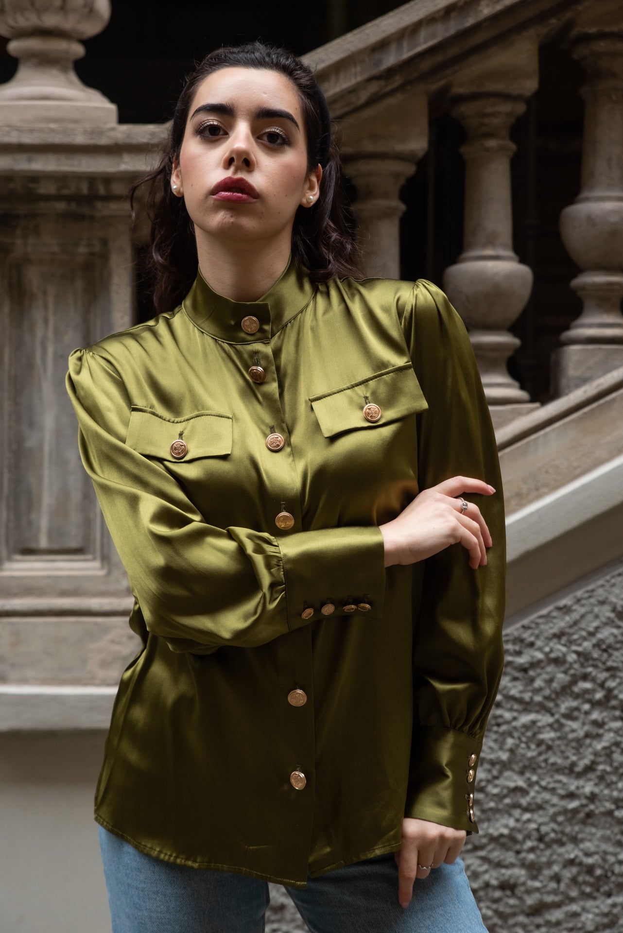 Top bottoni oro Modello TOKYO