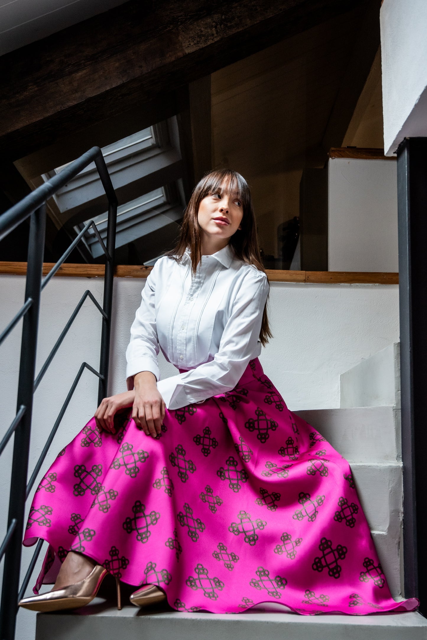 Gonna Valentina tessuto DOUCHESSE, SATIN O PANNO in motivo e colore PERSONALIZZATO