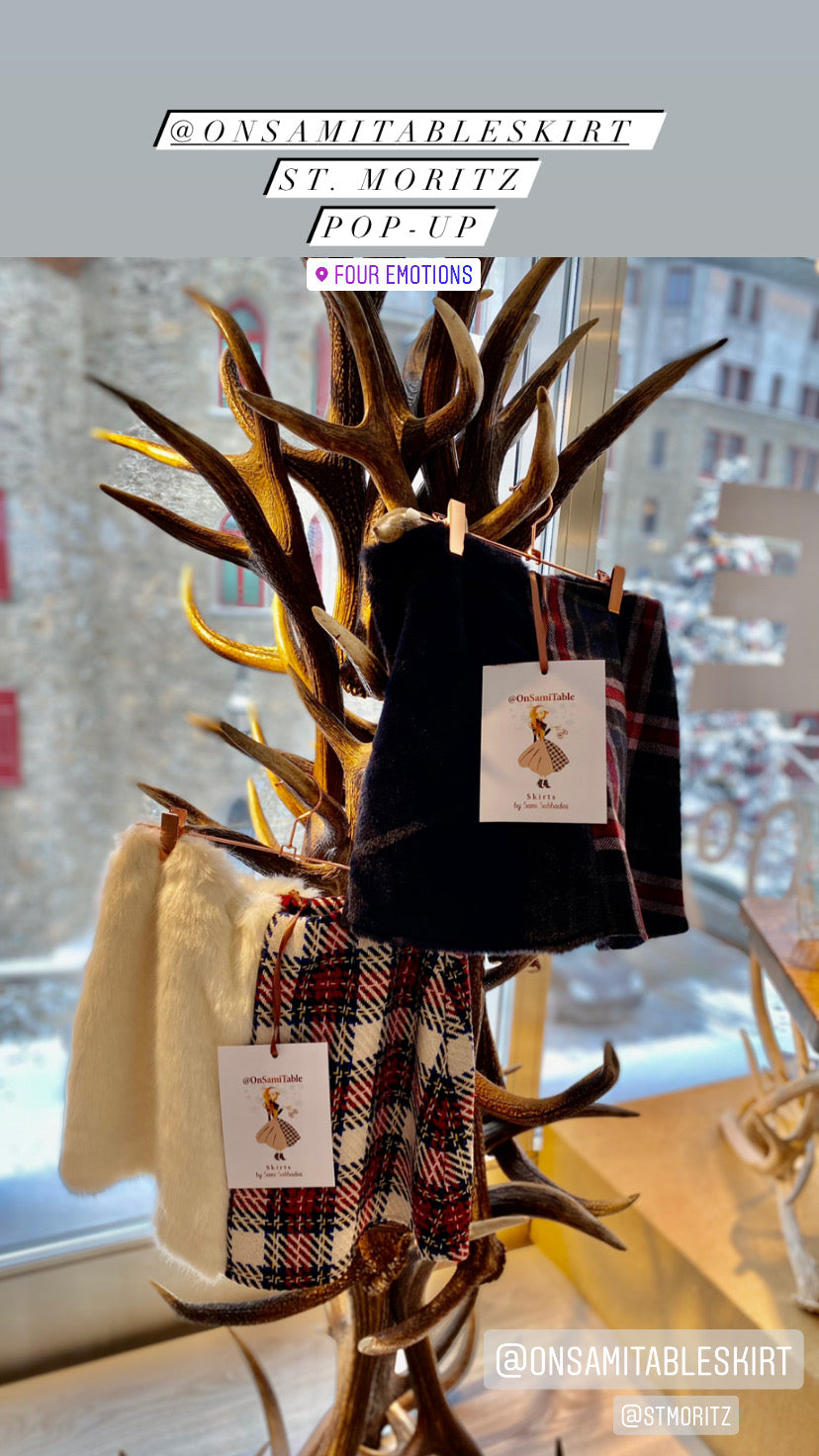 Gonna Monica in ecopelliccia bianca e lana scozzese