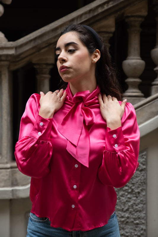 Top in seta strech Modello ATENE con fiocco