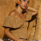 Top in Cotone con Volant e Spalle Scoperte