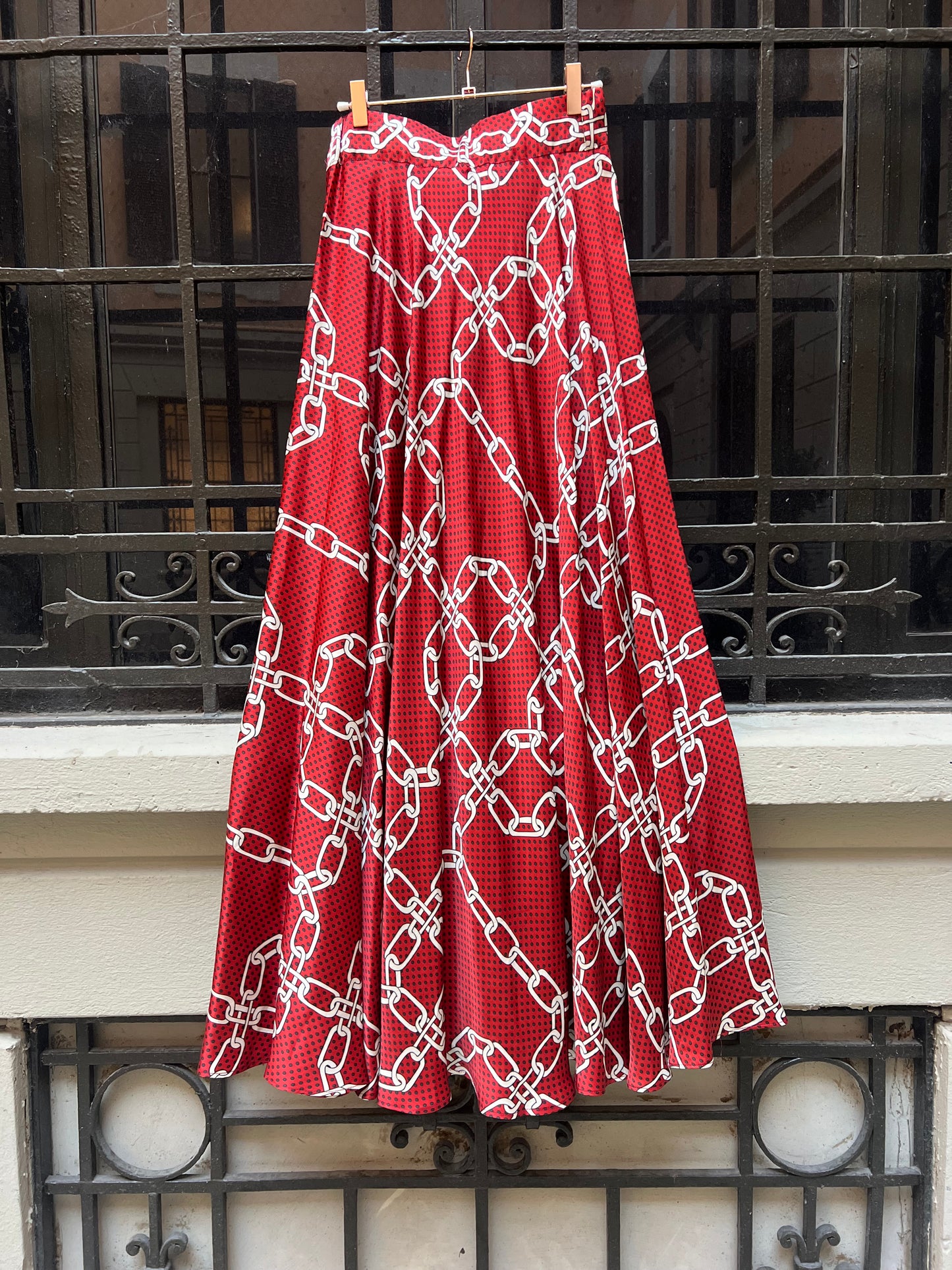 Gonna Malu’ satin Rossa con Catene